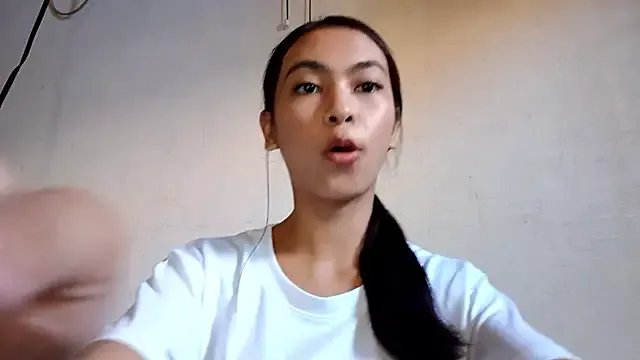 RosalindBrugler — heart with hand