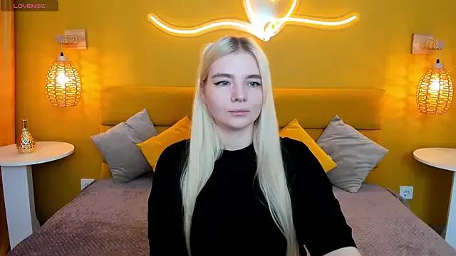 Explore sweet camwhore RuthBryant RuthBryant from StripChat