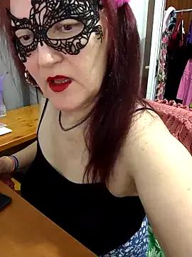 SabrinaXlovess from StripChat