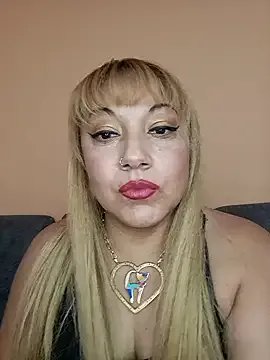 salma_1998 on StripChat