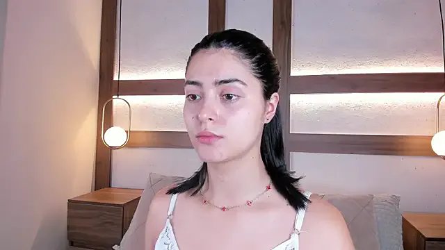 SarhaVega — A tour for my sexy body