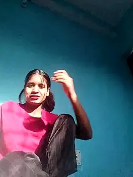 Shaniya03 from StripChat