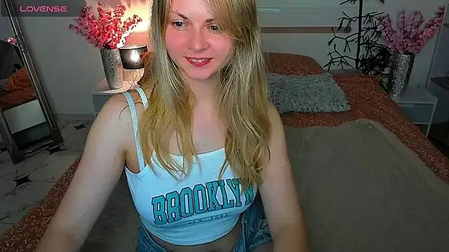 SmilingEmily_