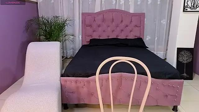 sweet_ahinara from StripChat