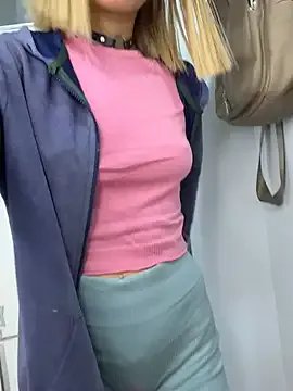 SweetBunnyGF from StripChat