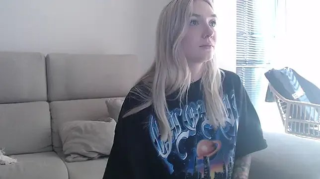 tattoobbgirl — vib use 5 mins