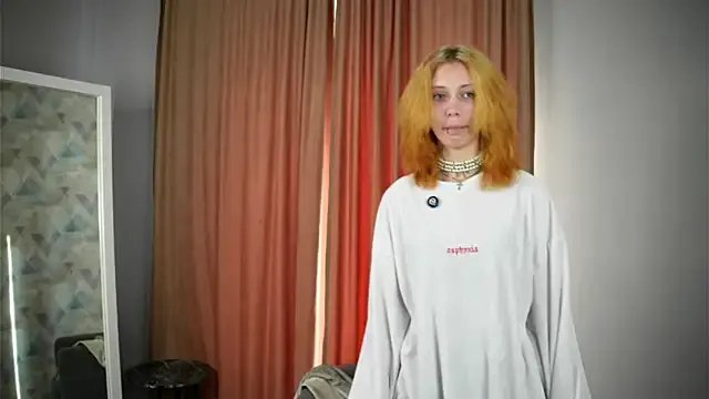 YasminePico on StripChat