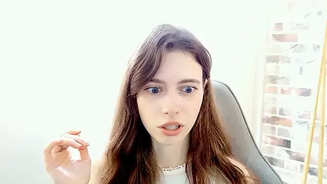 Yoka_paradoXXX on StripChat