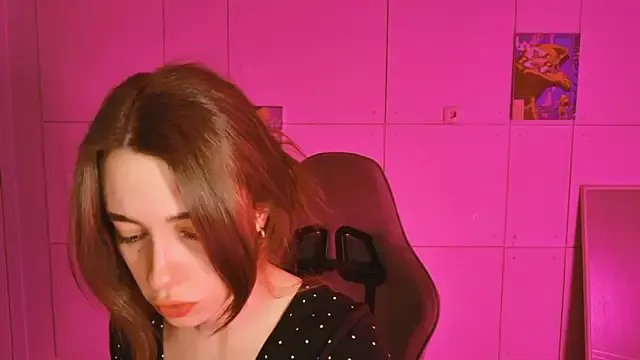 Yoka_paradoXXX on StripChat